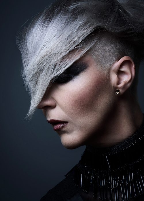 donna-corti@Hans Beers